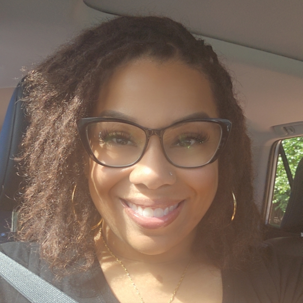 Meet your Posher, Nichole